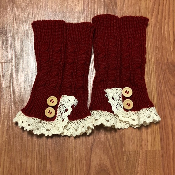 Crimson knit lace lined boot toppers with buttons - Picture 2 of 2